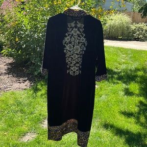 Beautiful open velvet coat/jacket